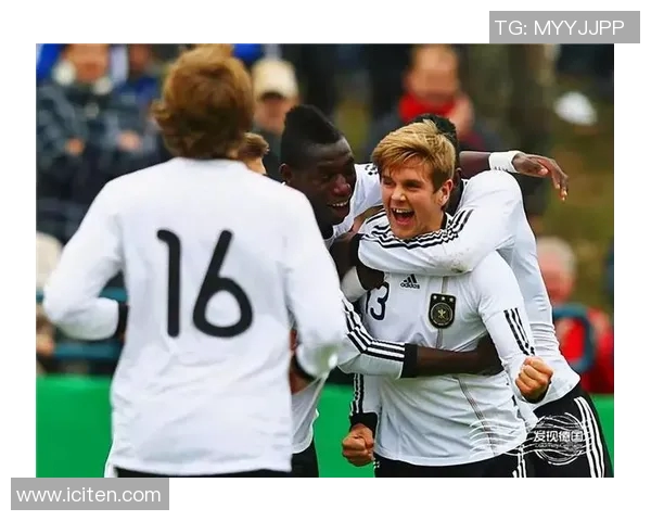 京多安的足球之路：从青训新星到世界顶级中场的辉煌历程