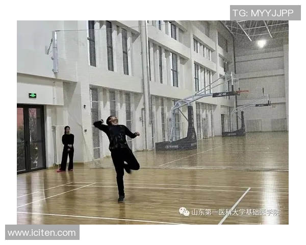 深圳羽毛球队心理素质探讨:如何提升竞技状态与团队协作能力