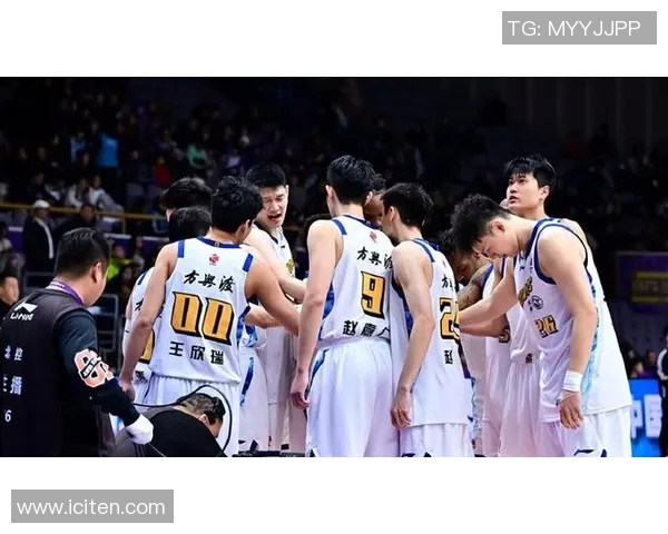 第35轮精彩对决天津男篮迎战广厦队争夺季后赛关键胜利